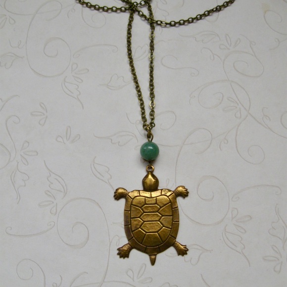 Long turtle pendant necklace $20 - Picture 3 of 4